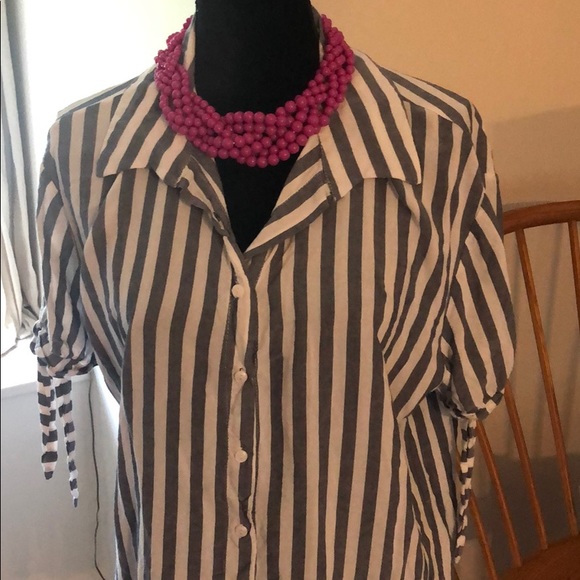 Tunic - Picture 2 of 3